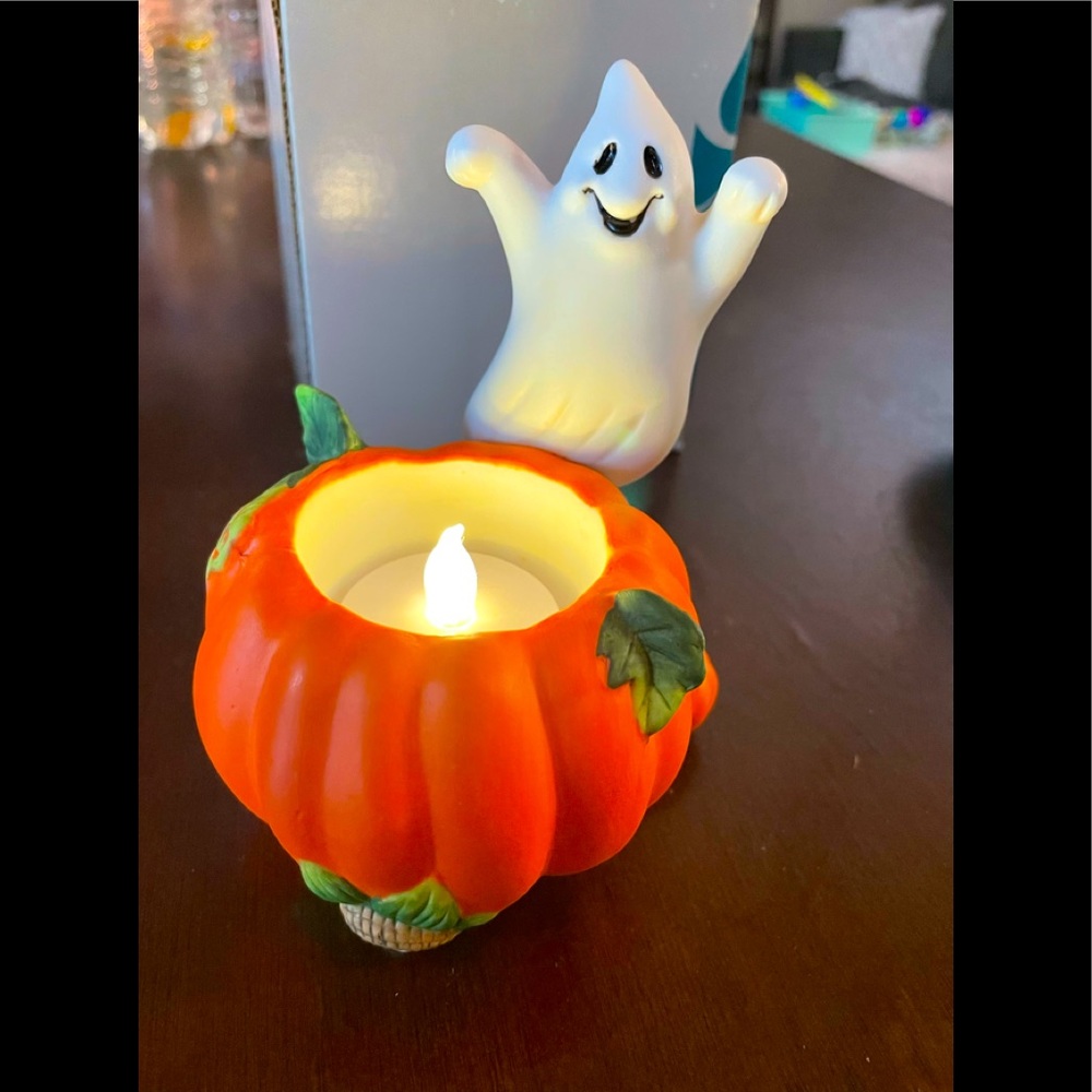 Party lite Ghost in Pumpkin